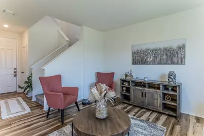 728 Bailey Park Drive, Jarrell, TX 76537 - Photo 9