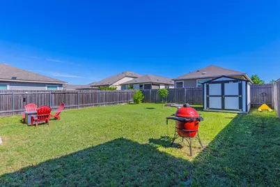 728 Bailey Park Drive, Jarrell, TX 76537 - Photo 15