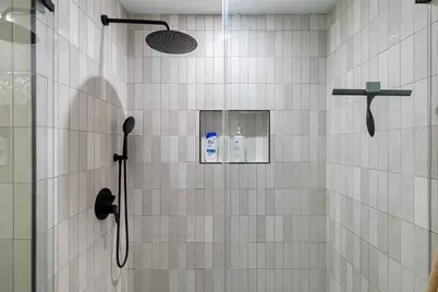 2001 Parker Lane #101, Austin, TX 78741 - Photo 19