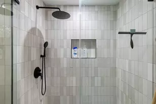 2001 Parker Ln, Austin, TX 78741 - Photo 19