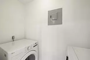 2001 Parker Ln, Austin, TX 78741 - Photo 23