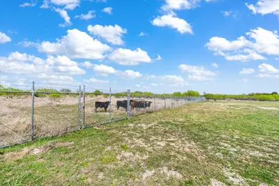 300 County Road 407, Spicewood, TX 78669 - Photo 31