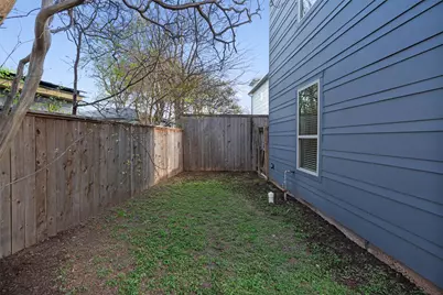 3010 E 18th 1/2 Street #B, Austin, TX 78702 - Photo 31