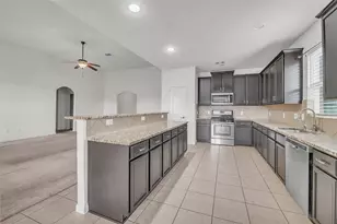 1181 Violet Ln, Kyle, TX 78640 - Photo 7