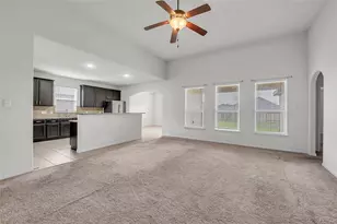 1181 Violet Ln, Kyle, TX 78640 - Photo 3