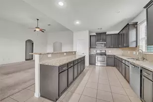 1181 Violet Ln, Kyle, TX 78640 - Photo 7