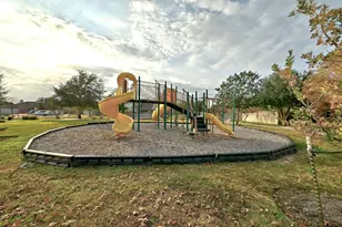 119 Aguilar Dr, Hutto, TX 78634 - Photo 33