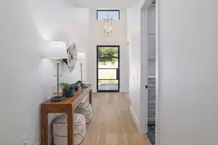 2411 McCall Rd, Austin, TX 78703 - Photo 5