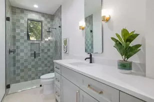 2411 McCall Rd, Austin, TX 78703 - Photo 27