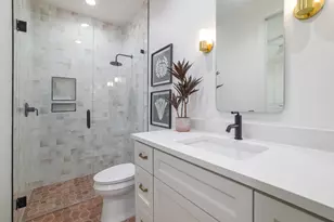 2411 McCall Rd, Austin, TX 78703 - Photo 29