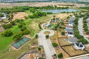 903 Estate Dr, Hutto, TX 78634 - Photo 37