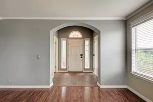 903 Estate Dr, Hutto, TX 78634 - Photo 3
