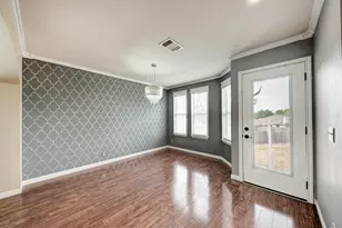 903 Estate Dr, Hutto, TX 78634 - Photo 9