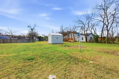 1725 Prather Street, Taylor, TX 76574 - Photo 5