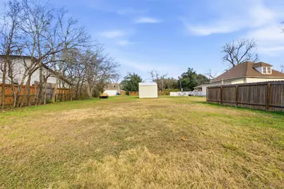 1725 Prather Street, Taylor, TX 76574 - Photo 11