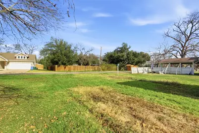 1725 Prather Street, Taylor, TX 76574 - Photo 17