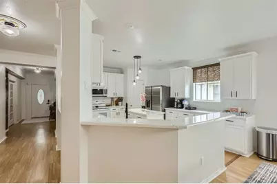 1016 Thackeray Lane, Pflugerville, TX 78660 - Photo 9