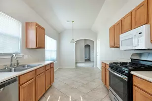 2826 -B Southampton Way, Round Rock, TX 78664 - Photo 5
