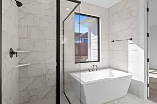 9501 Boathouse Dr, Austin, TX 78744 - Photo 17