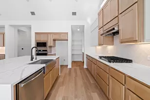 9501 Boathouse Dr, Austin, TX 78744 - Photo 9