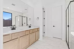 9501 Boathouse Dr, Austin, TX 78744 - Photo 15