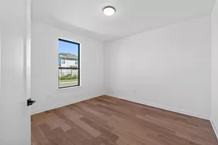 9501 Boathouse Dr, Austin, TX 78744 - Photo 19