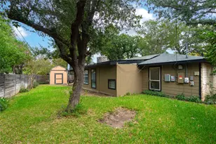 1810 Hermitage Dr, Round Rock, TX 78681 - Photo 31