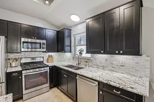 13517 Bolivia Dr, Austin, TX 78729 - Photo 9