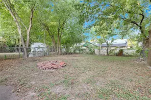 10801 Lanshire Dr, Austin, TX 78758 - Photo 15