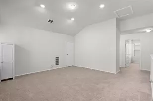 1027 Slight St, New Braunfels, TX 78130 - Photo 21