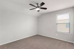 1027 Slight St, New Braunfels, TX 78130 - Photo 27