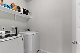 1027 Slight St, New Braunfels, TX 78130 - Photo 9