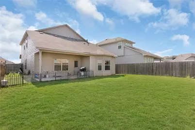 1027 Slight Street, New Braunfels, TX 78130 - Photo 31