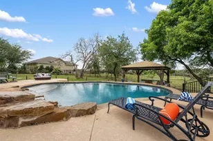 105 Cerro Picacho Trail, Liberty Hill, TX 78642 - Photo 31