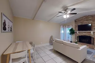 9104 Quail Creek Dr, Austin, TX 78758 - Photo 3