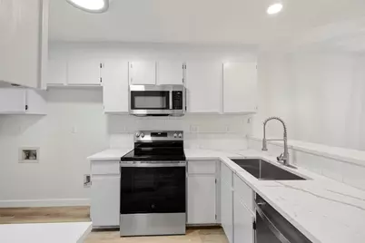 7122 Wood Hollow Drive #29, Austin, TX 78731 - Photo 9