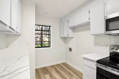 7122 Wood Hollow Drive #29, Austin, TX 78731 - Photo 11