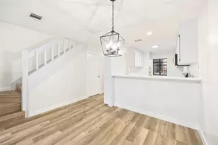 7122 Wood Hollow Dr, Austin, TX 78731 - Photo 21