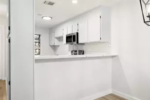 7122 Wood Hollow Dr, Austin, TX 78731 - Photo 17