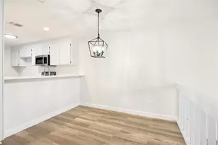 7122 Wood Hollow Dr, Austin, TX 78731 - Photo 17