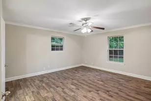 810 Vogel Dr, Lockhart, TX 78644 - Photo 19