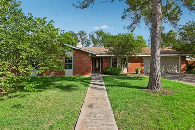 810 Vogel Drive, Lockhart, TX 78644 - Photo 3