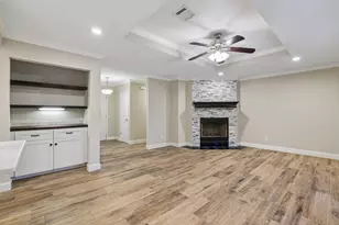 810 Vogel Dr, Lockhart, TX 78644 - Photo 9