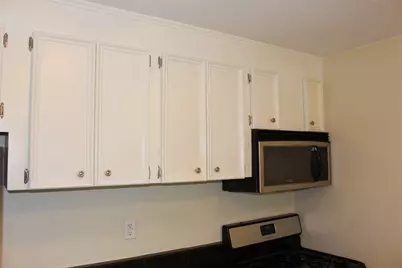 304 E 33rd Street #19, Austin, TX 78705 - Photo 7