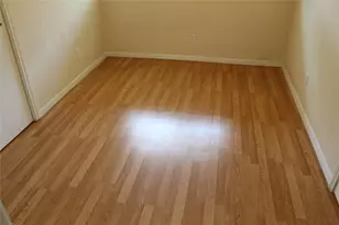 304 E 33rd St, Austin, TX 78705 - Photo 11