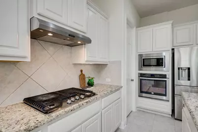 7107 Calpe Drive, Austin, TX 78739 - Photo 9