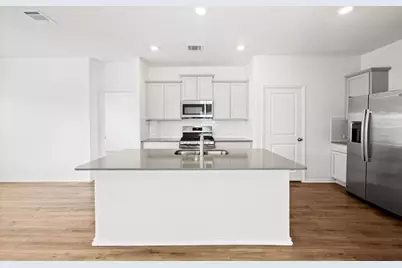 110 Madrid, Kyle, TX 78640 - Photo 5