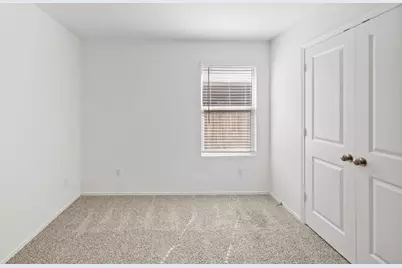 110 Madrid, Kyle, TX 78640 - Photo 25