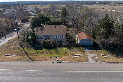 3793 Us-290 E, Paige, TX 78659 - Photo 7