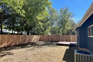 2528 Berkett Dr, Austin, TX 78745 - Photo 15